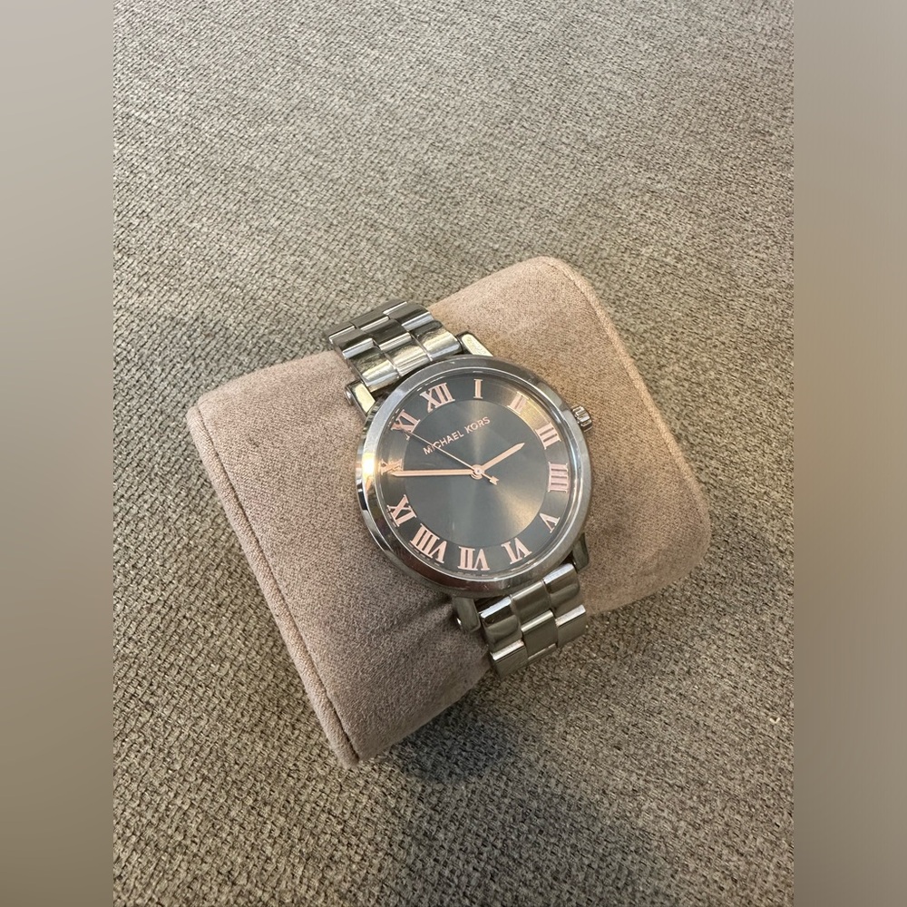 Michael Kors Women's Norie Silver-Tone Watch MK3559